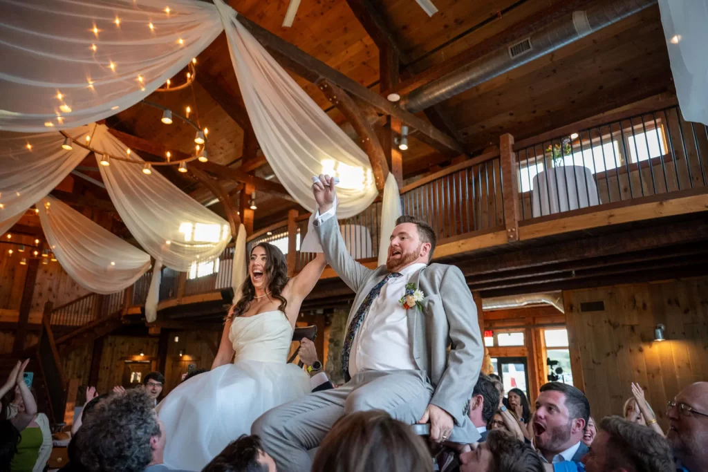 Bride and groom hurrah Yellowstone Valley Lodge