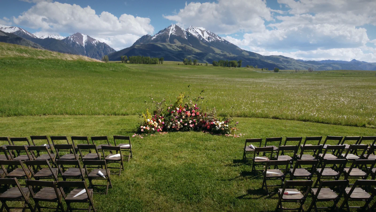 Lauren and Hunter 24-07-01 final_00_01_21_04_result Wedding ceremony at Sage Lodge, Livingston Montana under Emmigrant Peak